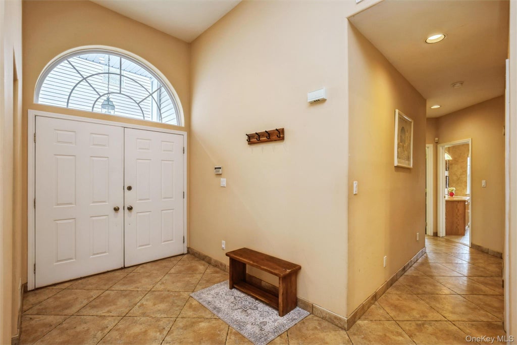 Photo of 77 Hamlet Drive, Hauppauge, NY 11788 (MLS # 1056668)