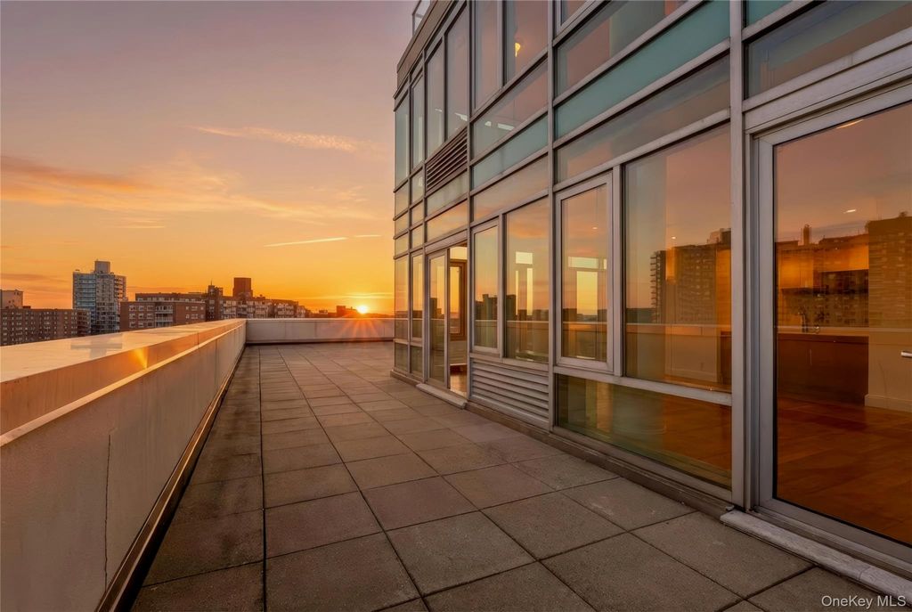 Photo of 3220 Arlington Avenue #12AB, Bronx, NY 10463 (MLS # 952636)