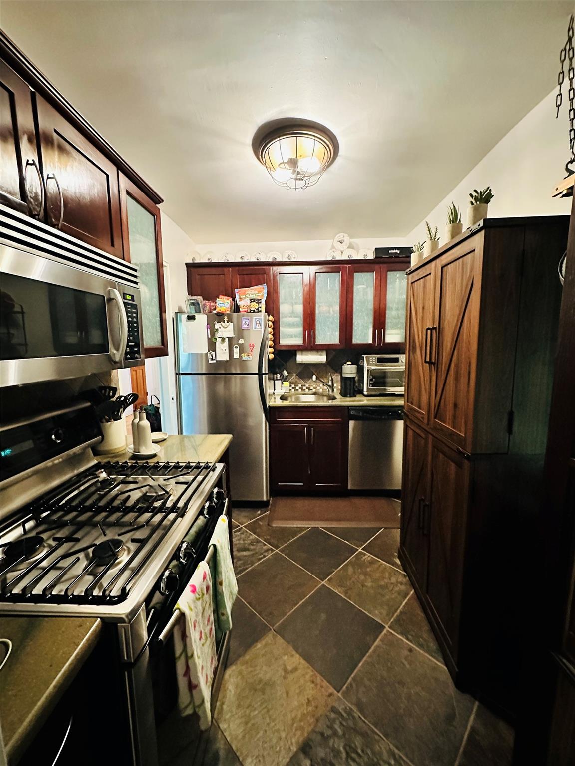 110 Dehaven Drive #120, Yonkers, New York image 6