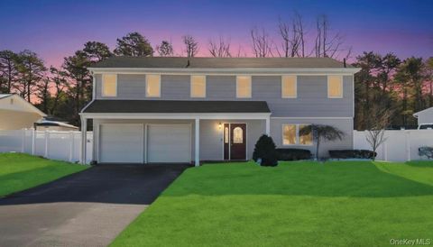 436 8th Street Bohemia NY 11716