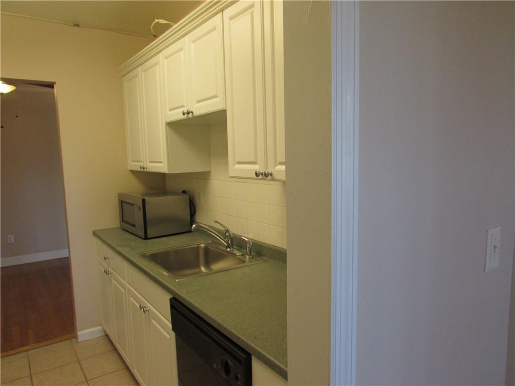 4 Consulate Drive 4A