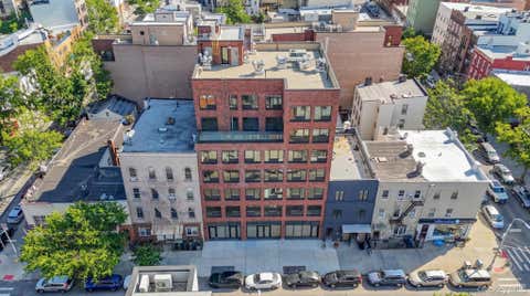 Apartment For Rent - 444 Graham Avenue #2E<br/> Brooklyn, NY 11211