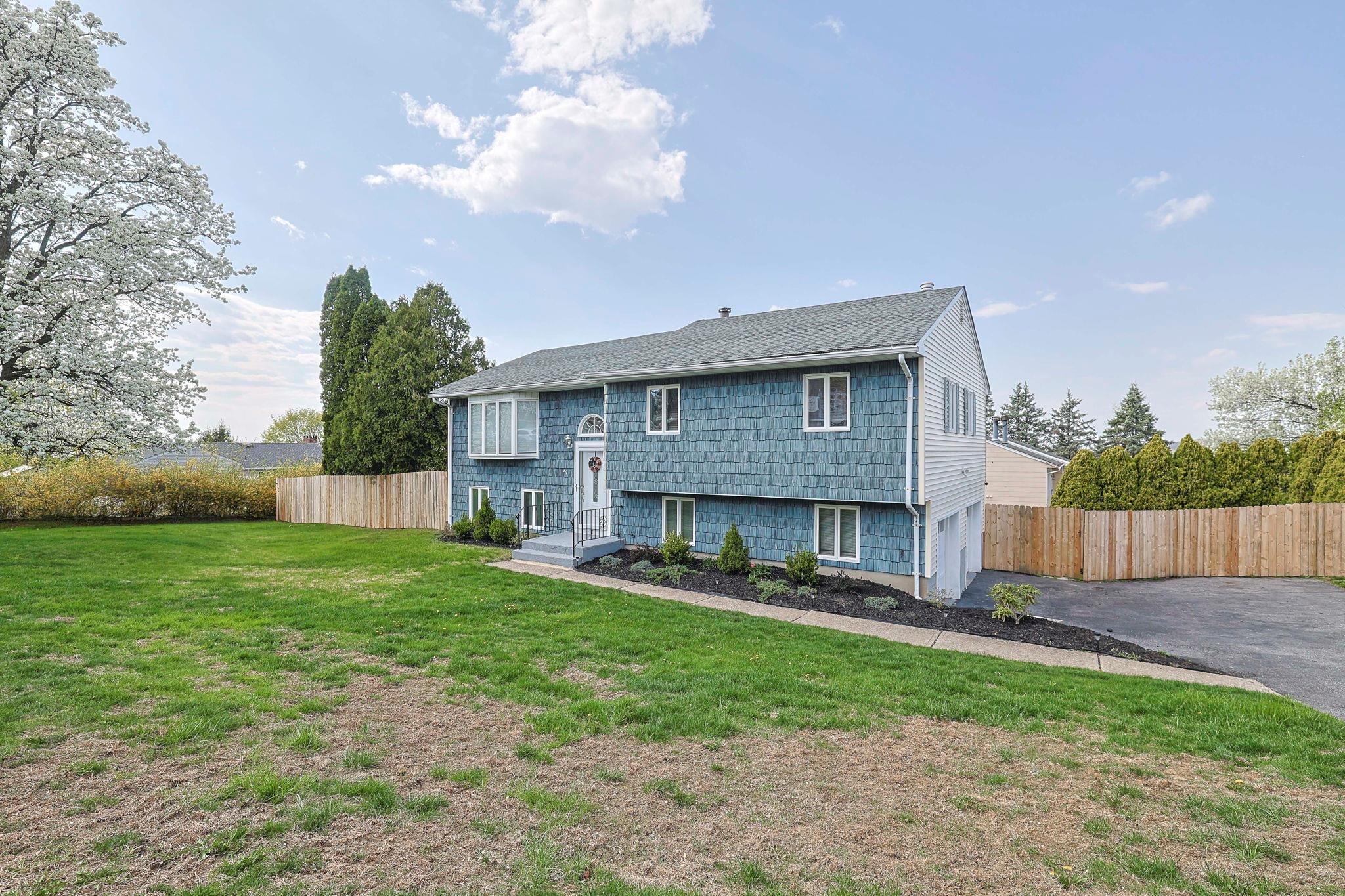 8 Country Lane, Warwick, New York image 3