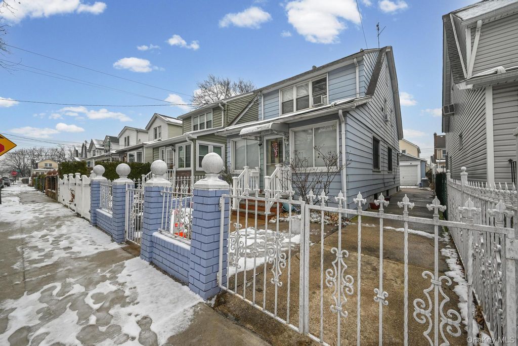 Photo of 19028 118th Avenue, Saint Albans, NY 11412 (MLS # 1004685)