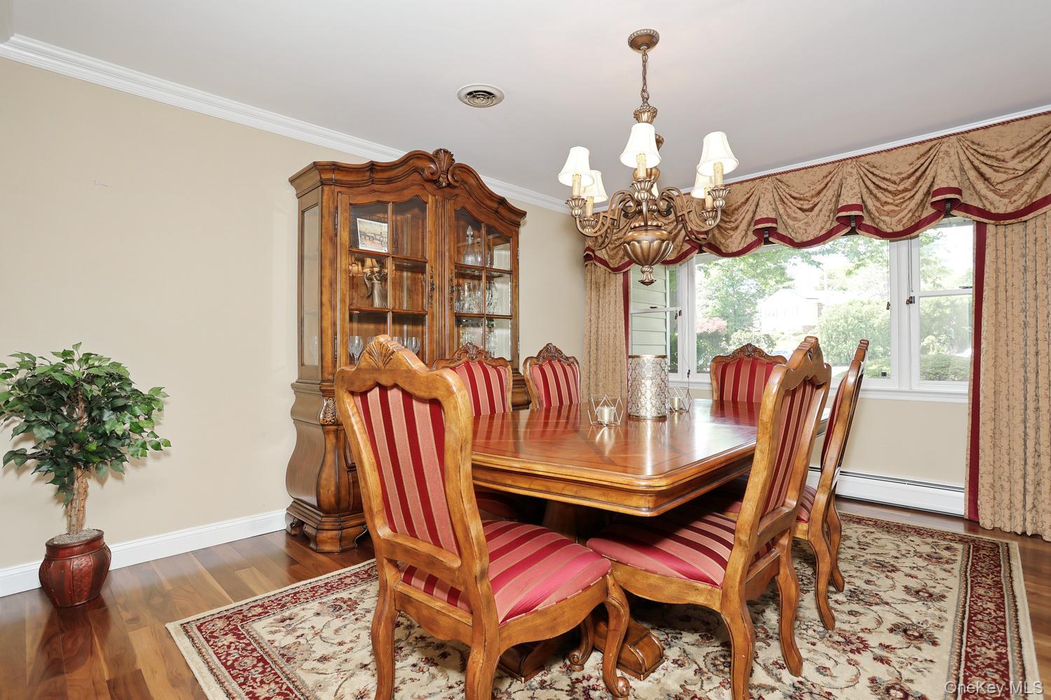 4 Plum Court