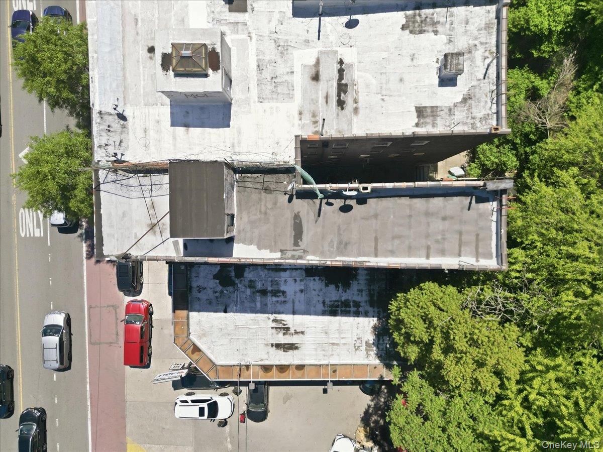 2101 Webster Avenue