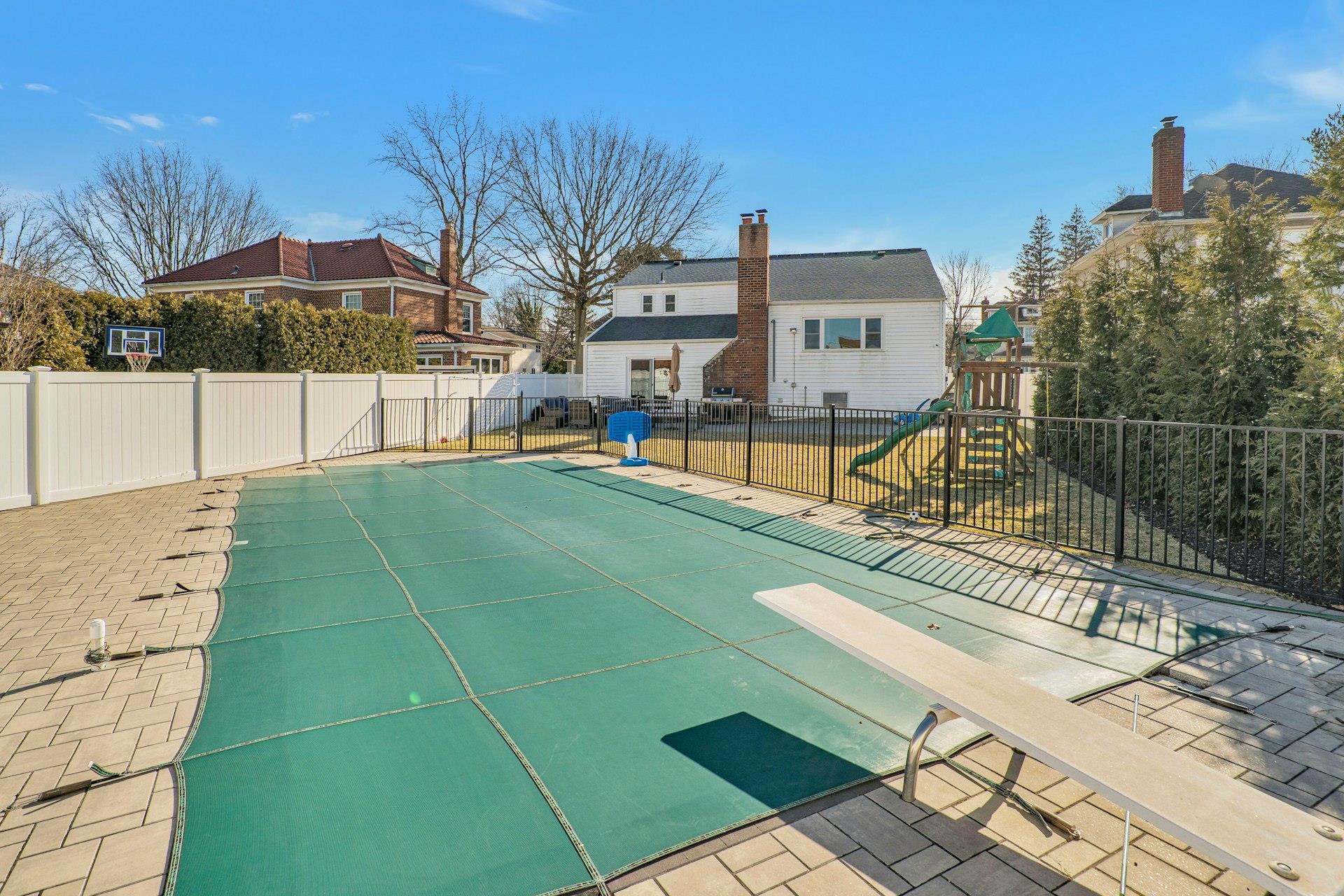 3191 Wilmarth Place, Wantagh, New York image 42