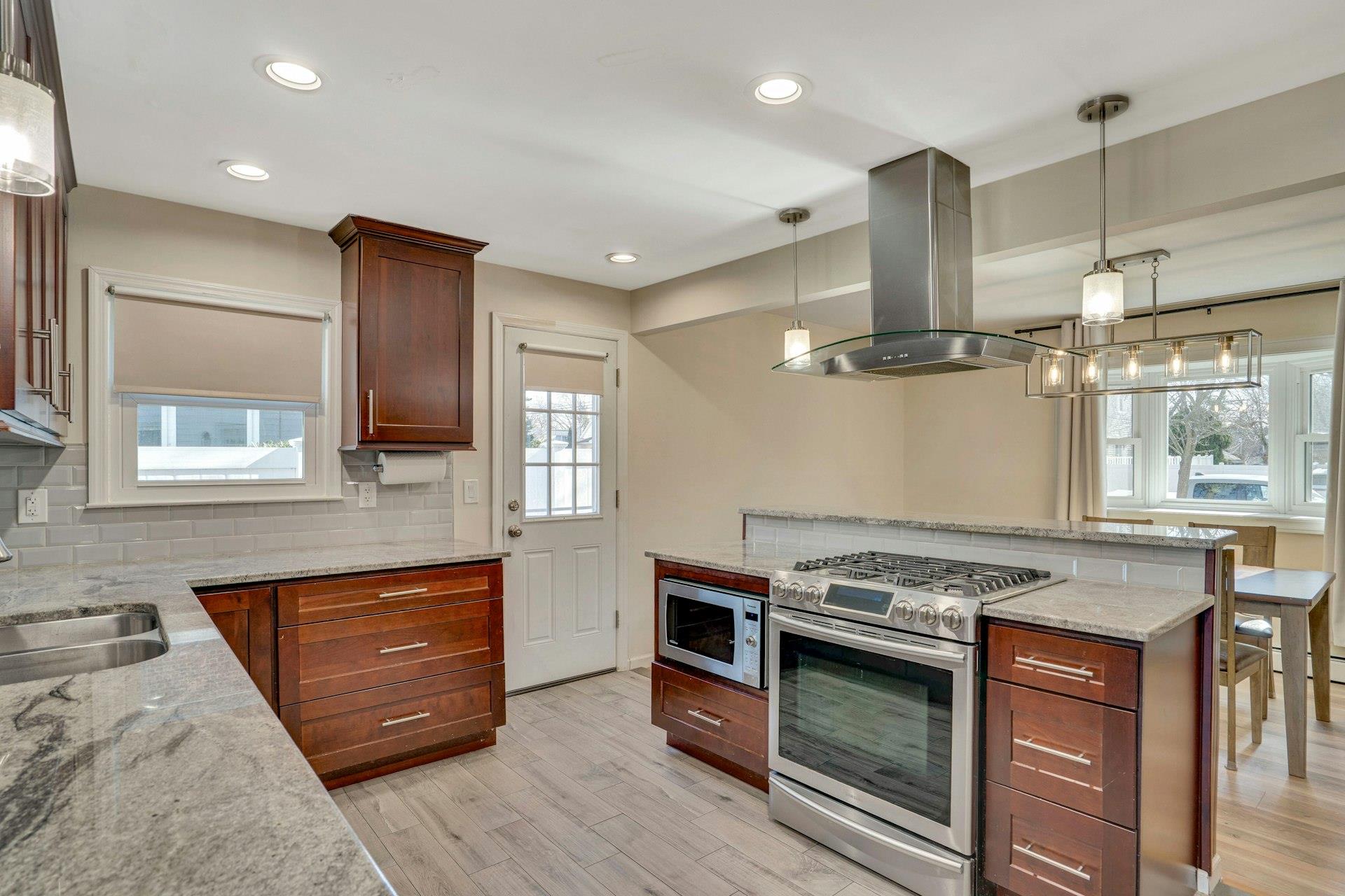 3191 Wilmarth Place, Wantagh, New York image 17