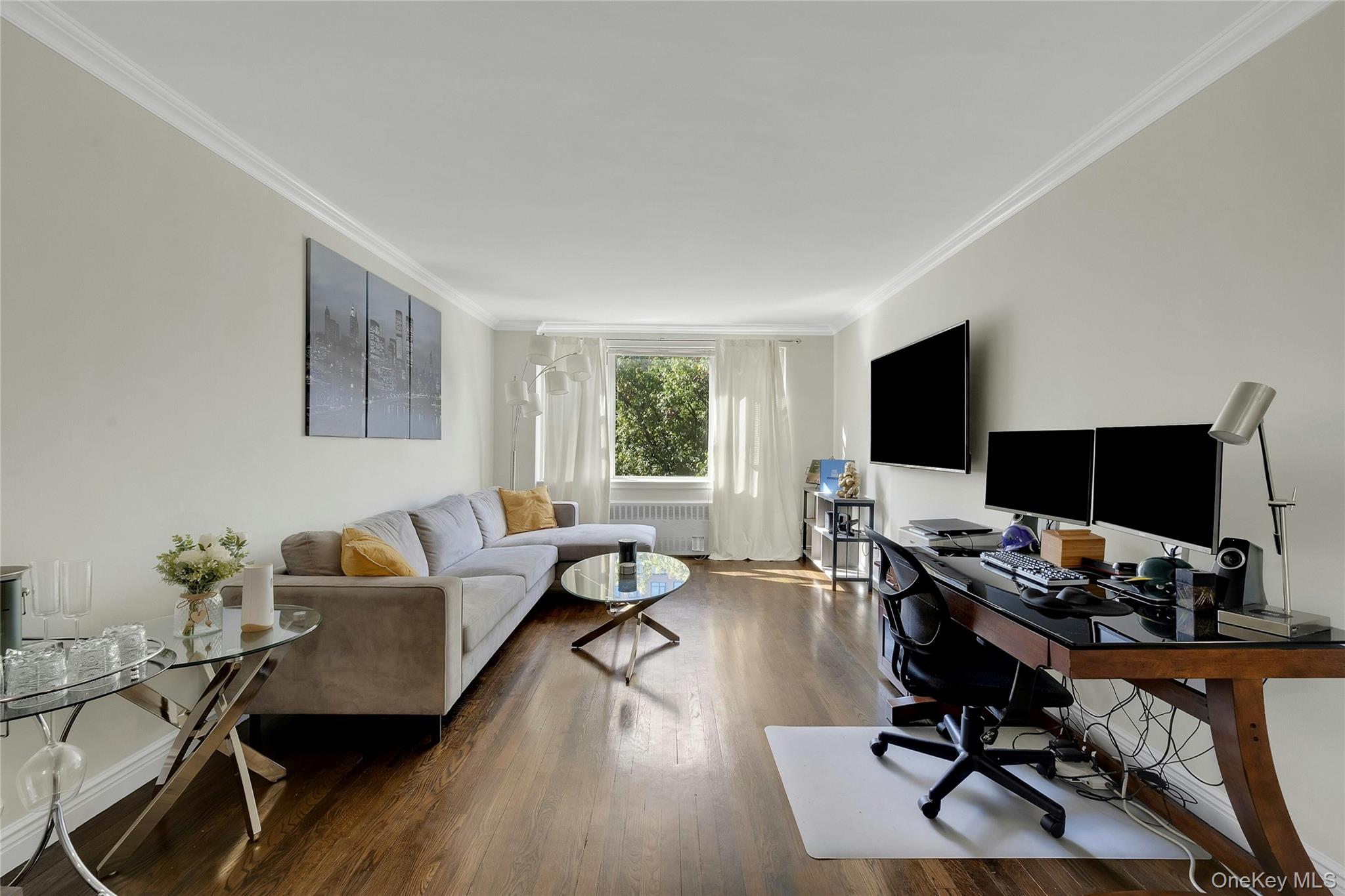 30 N Broadway 5E