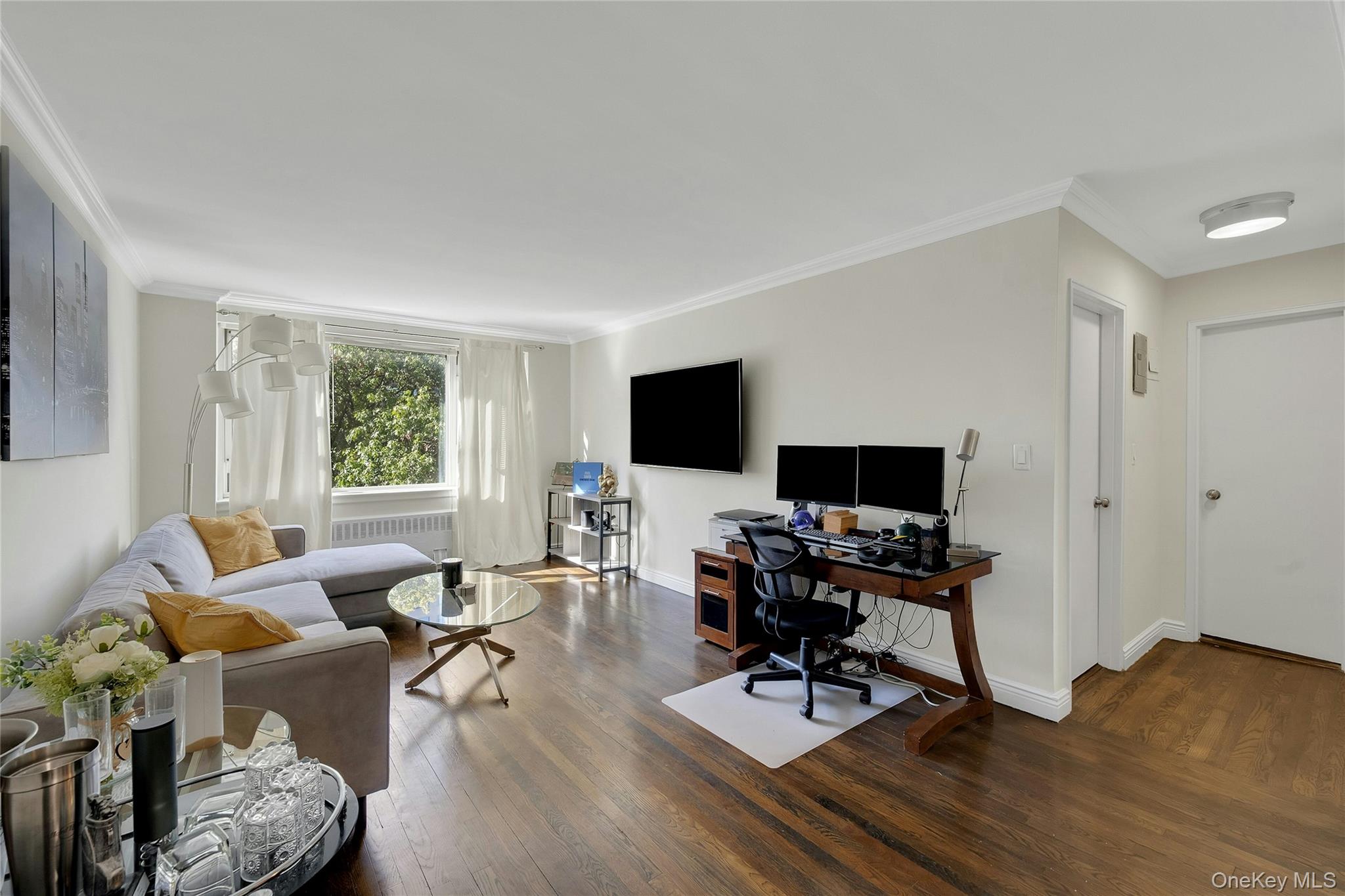 30 N Broadway 5E
