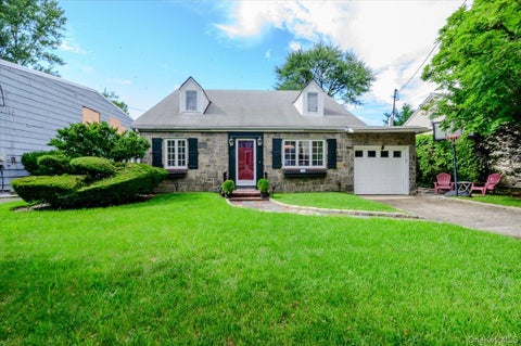 Homes For Rent - 928 Northfield Road<br/> Nassau County, Woodmere, NY 11598