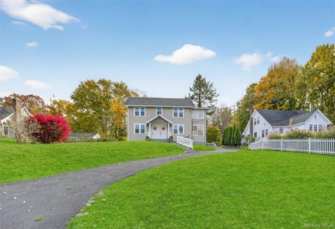 Homes For Sale - 322 Old Route 22<br/> Pawling, NY 12564