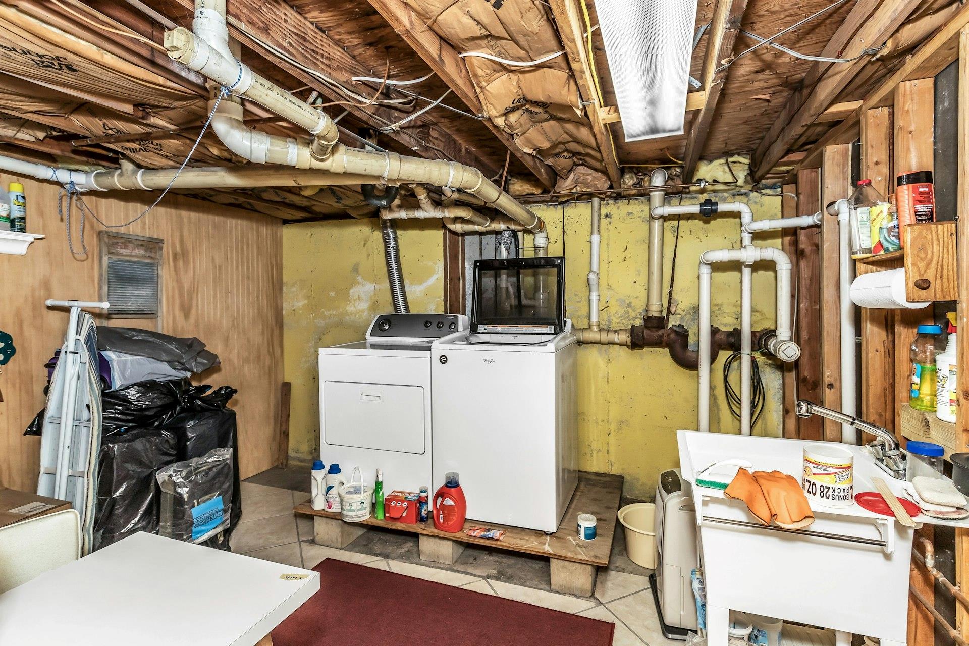 13 Delacey Avenue, East Quogue, New York image 32