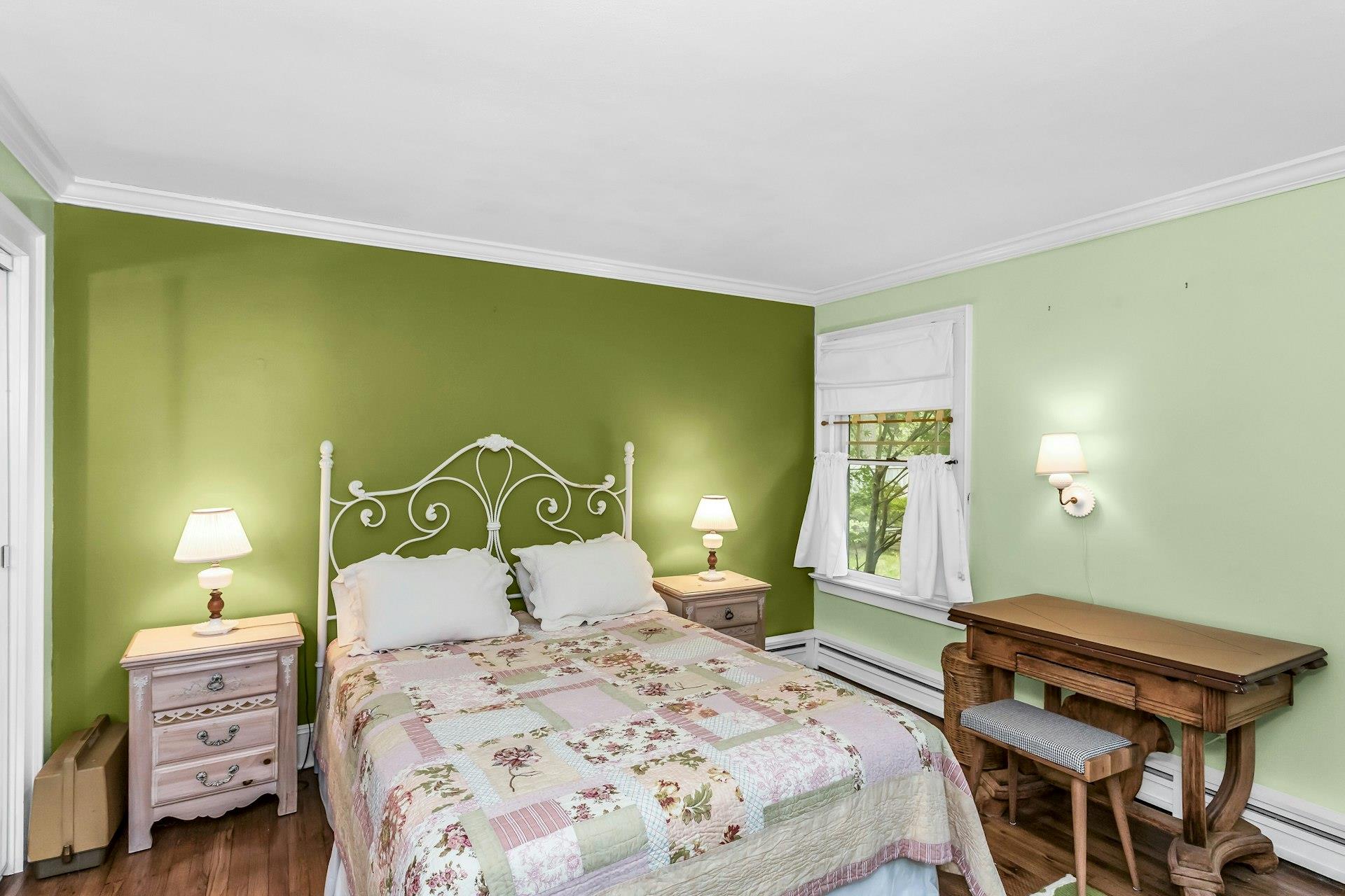 13 Delacey Avenue, East Quogue, New York image 18