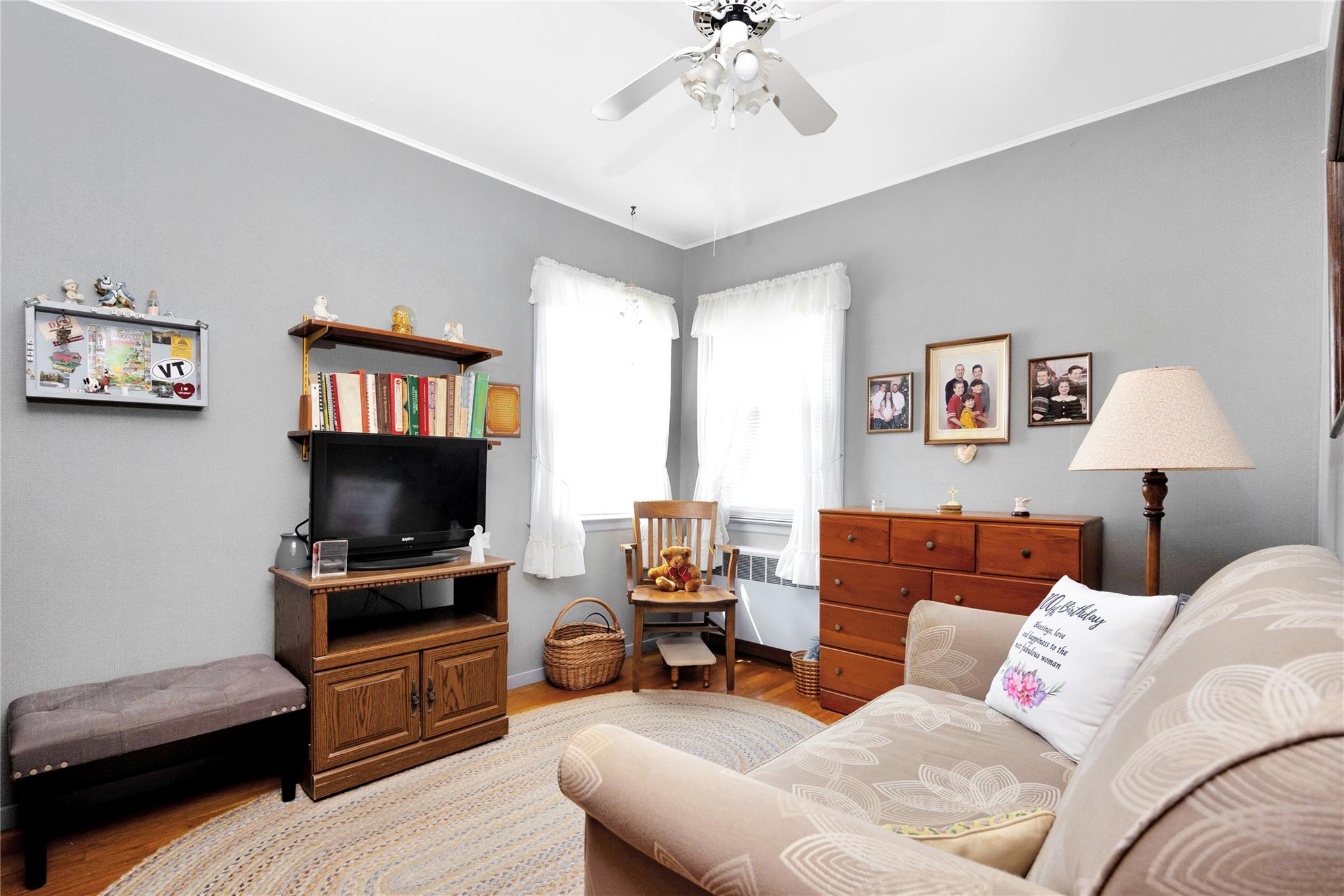 121 Sullivan Avenue, Farmingdale, New York image 14