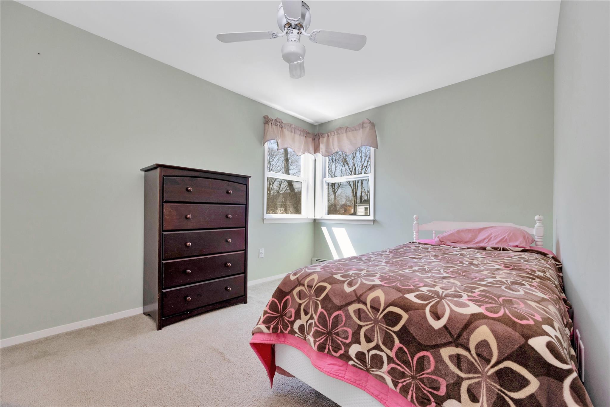 121 Sullivan Avenue, Farmingdale, New York image 20