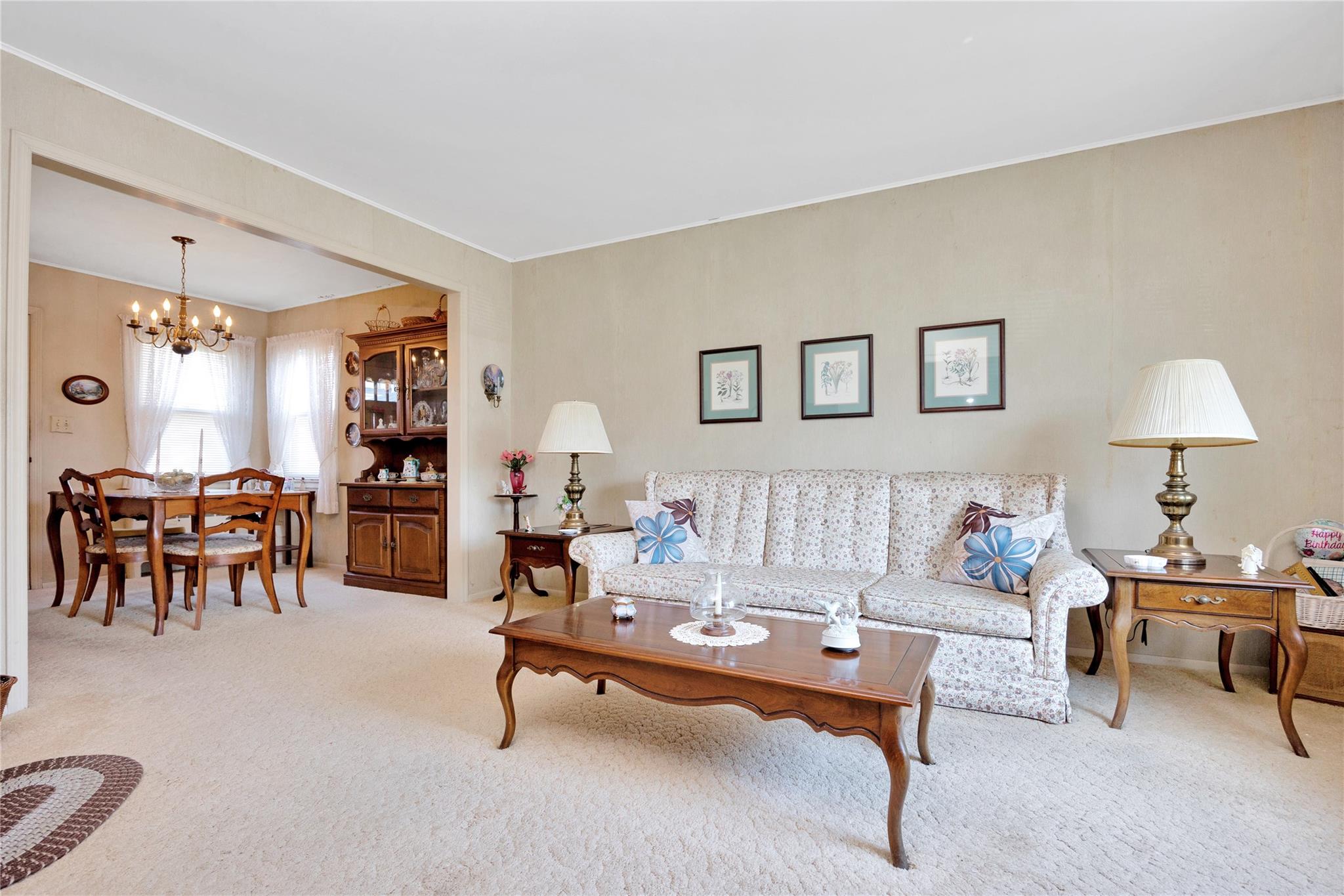 121 Sullivan Avenue, Farmingdale, New York image 6