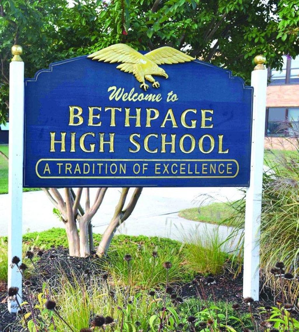 Photo of 101 Spruce Avenue, Bethpage, NY 11714 (MLS # 955089)