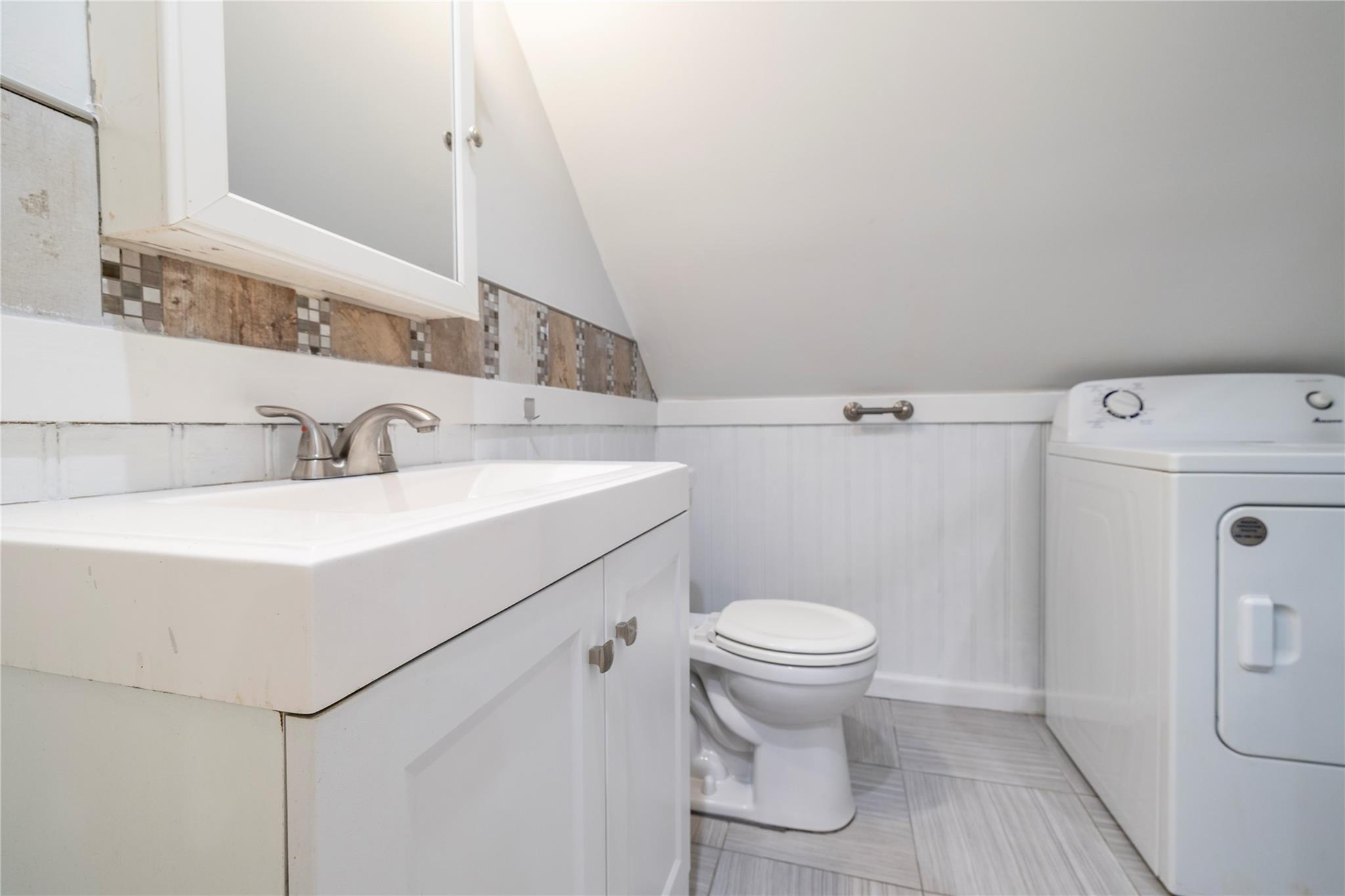 22 Peacock Lane, Hempstead, New York image 21