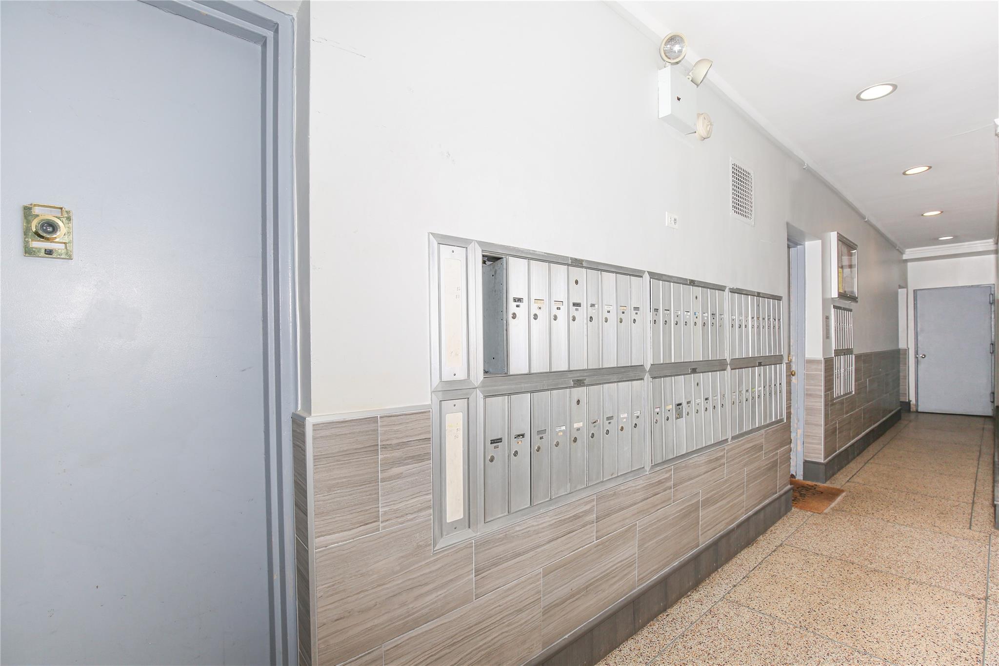 129 Beach 118th Street Street #3D, Rockaway Park, New York image 12