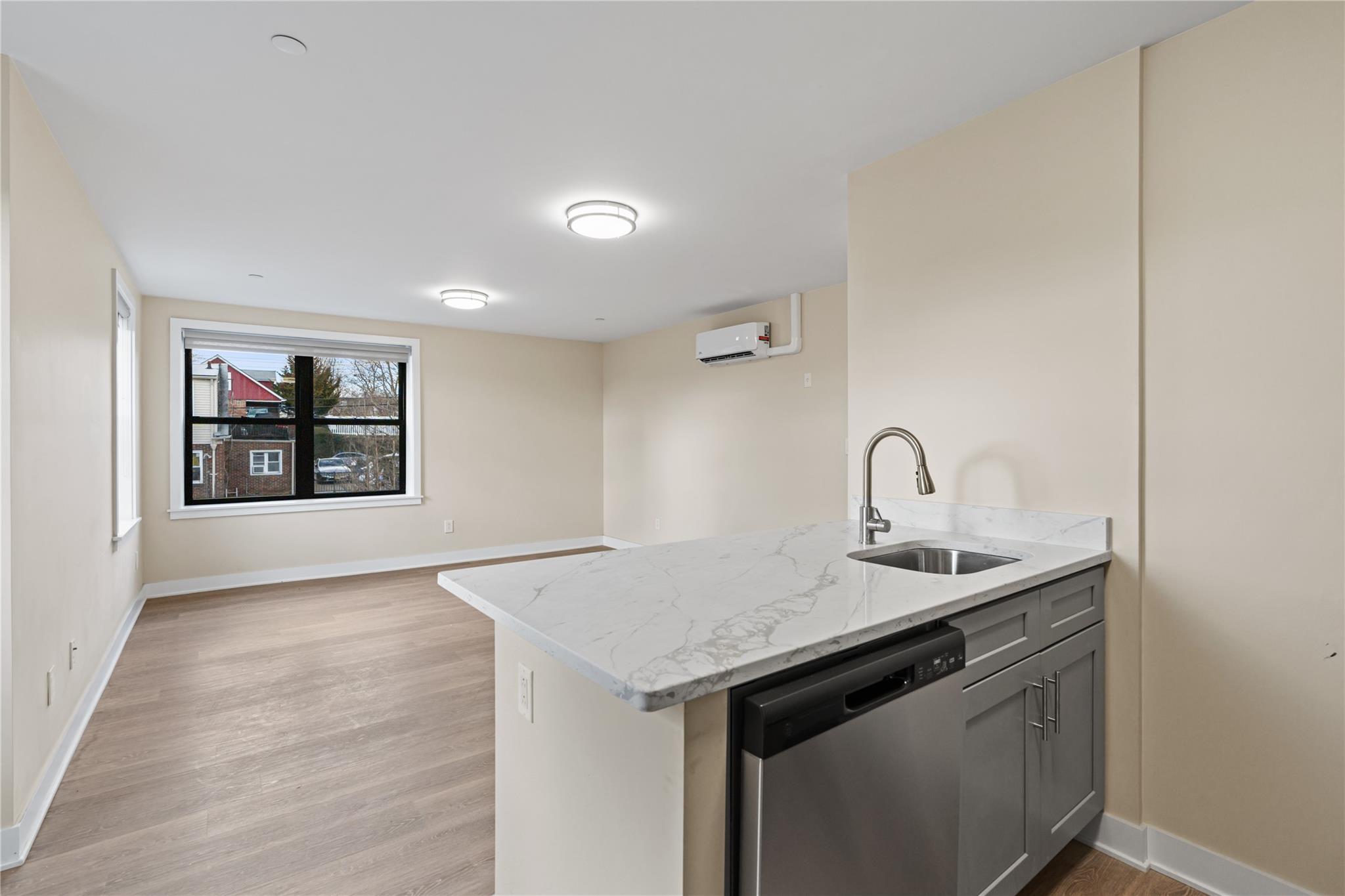 135 Wakefield Avenue 301