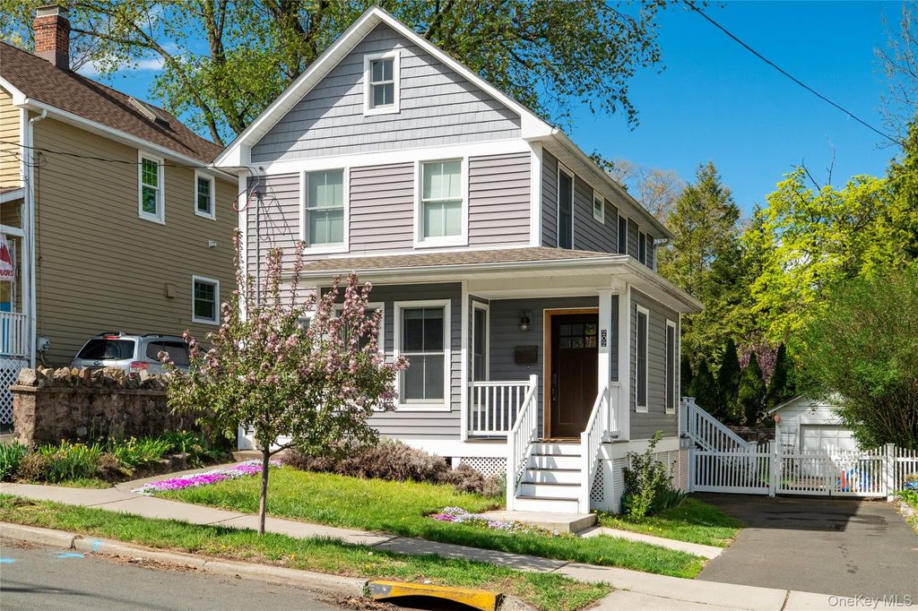 Photo of 202 High Avenue, Nyack, NY 10960 (MLS # 975446)