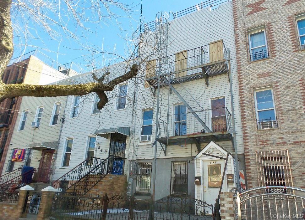 446 Harman Street