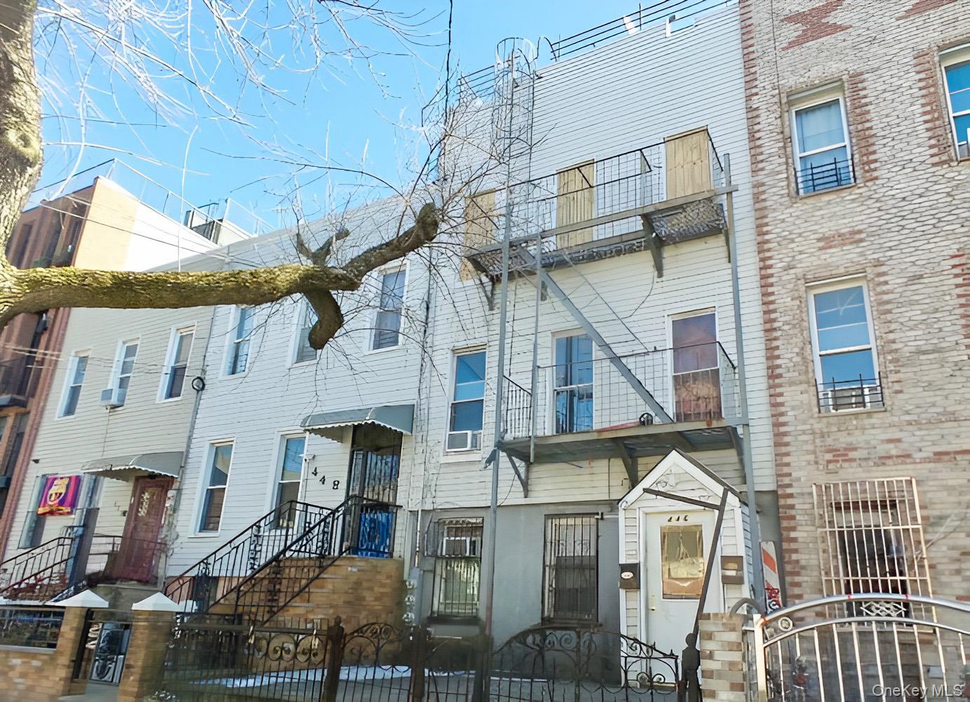 446 Harman Street