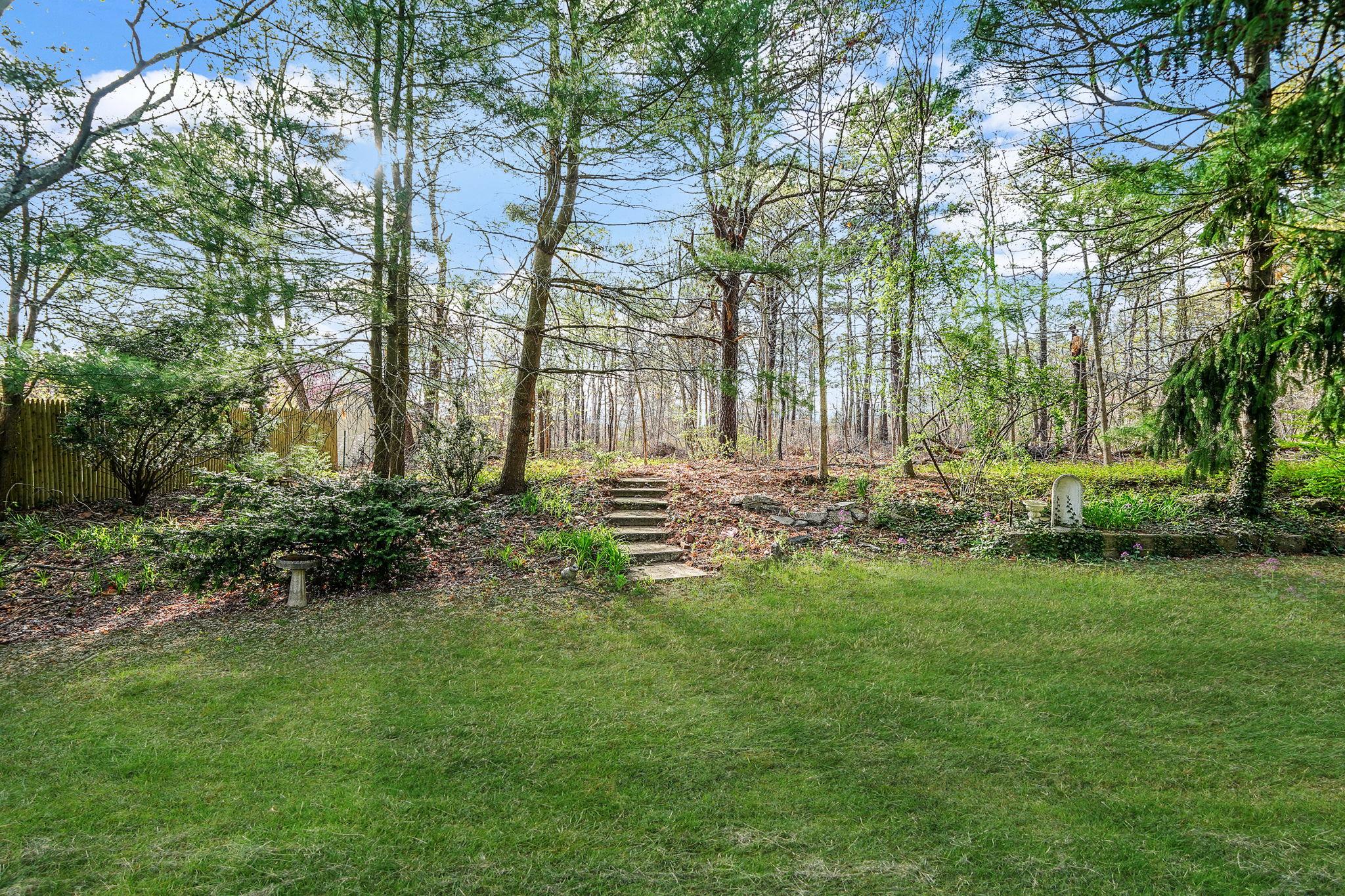 210 Oakdale Bohemia Road, Bohemia, New York image 7