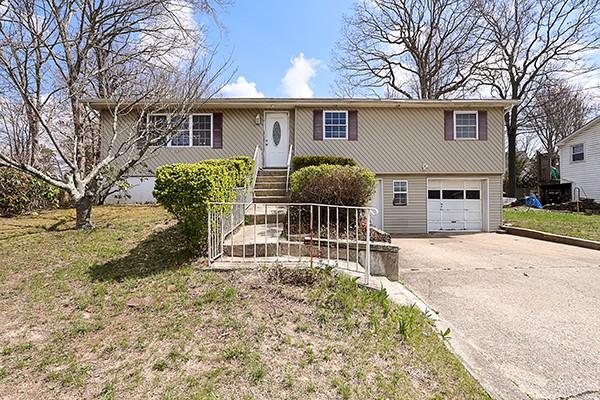 385 Dare Road, Selden, New York image 1