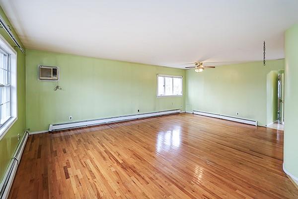 385 Dare Road, Selden, New York image 4