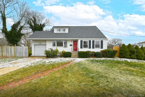 4 Deepdale Drive Brentwood NY 11717