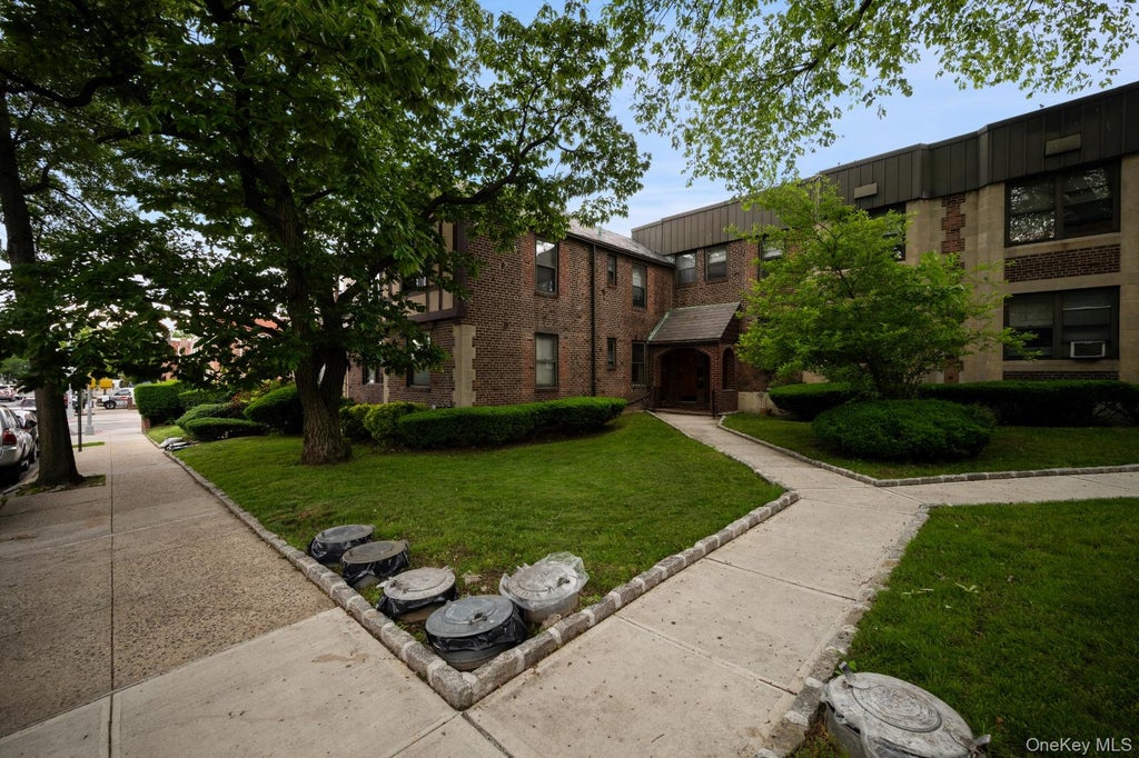 Photo of 7607 Ditmars Boulevard #1C, East Elmhurst, NY 11370 (MLS # 1050853)