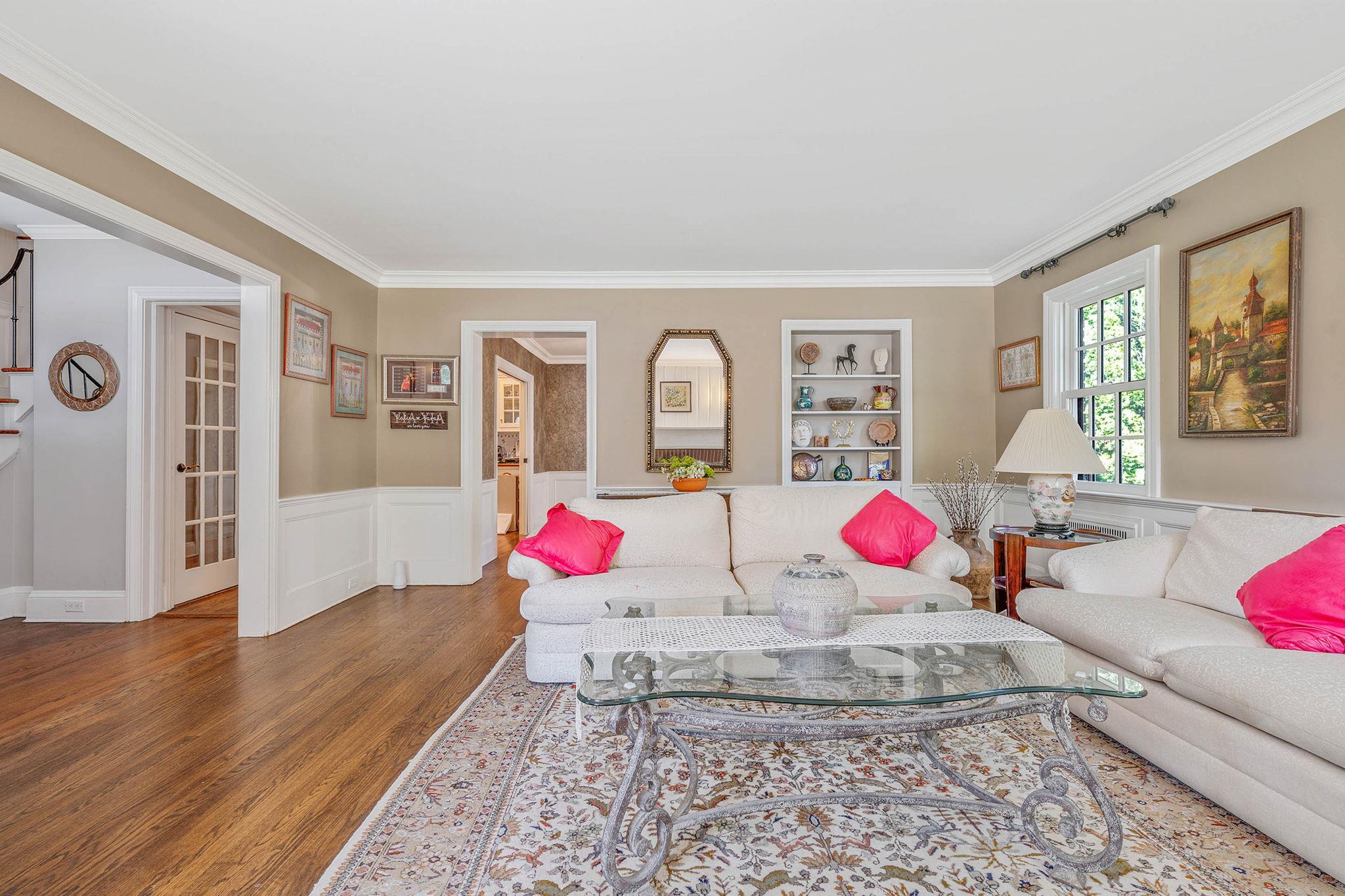 41 Westminster Road, Rockville Centre, New York image 11