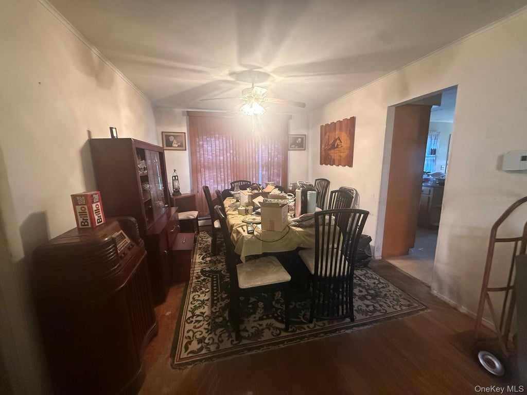 Photo of 97 Hiawatha Drive, Brightwaters, NY 11718 (MLS # 1052650)