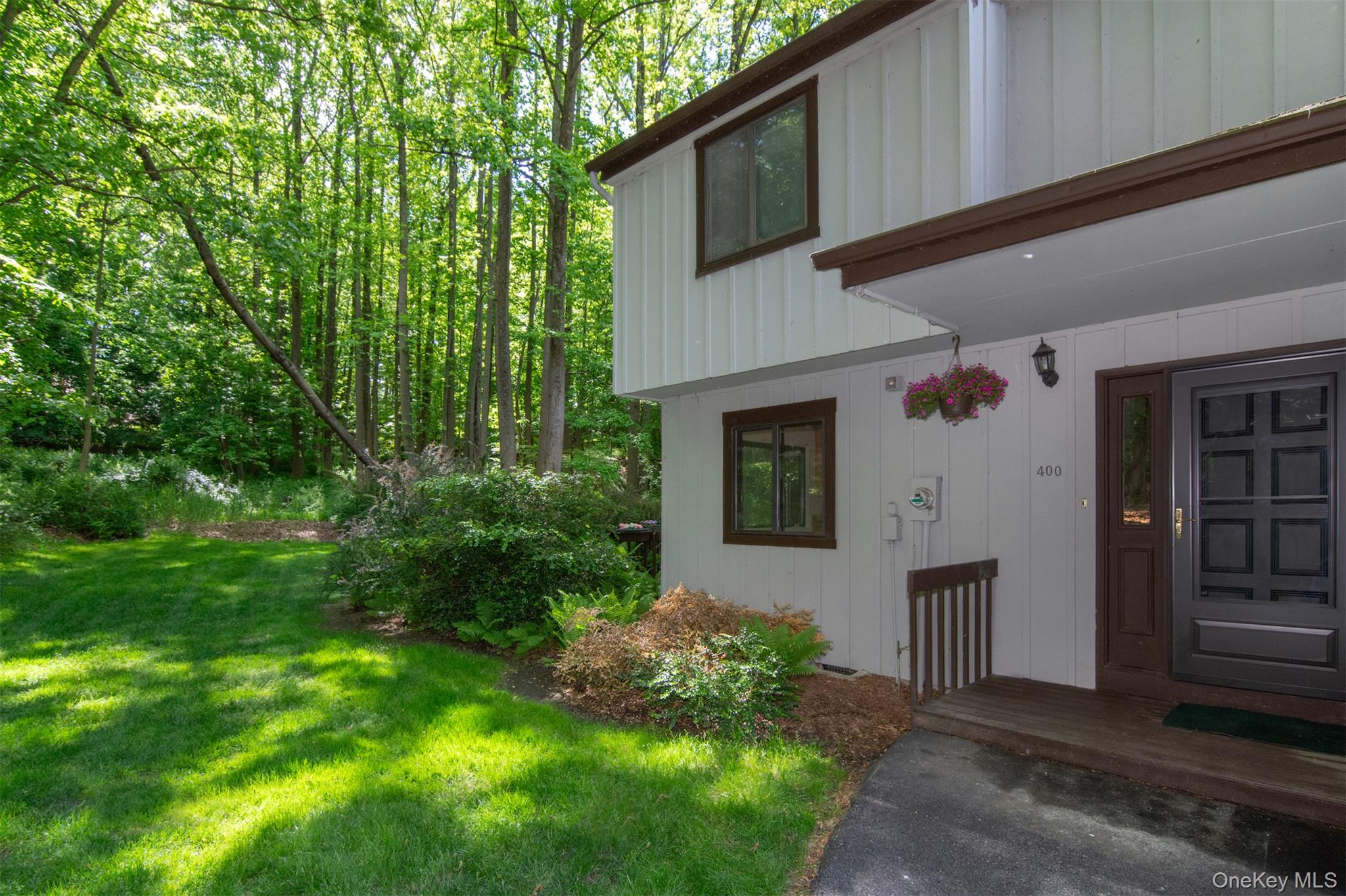 400 Birch Lane 400