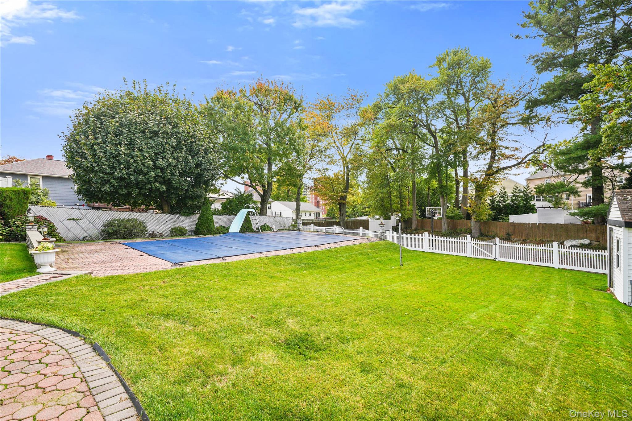181 Roundhill Drive