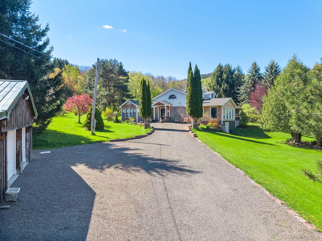 Photo of 162 Fancher Road, Out of Area, NY 12149 (MLS # 998993)