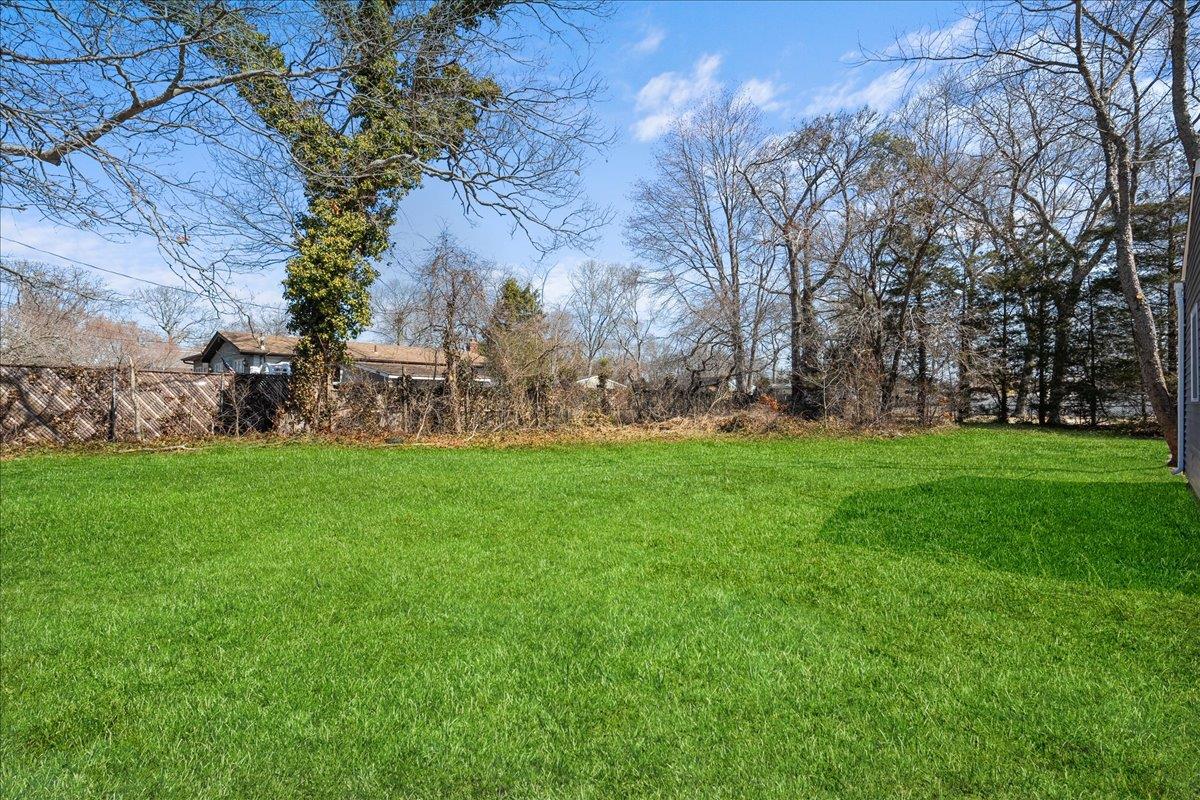 1 Cougar Court, Holtsville, New York image 18