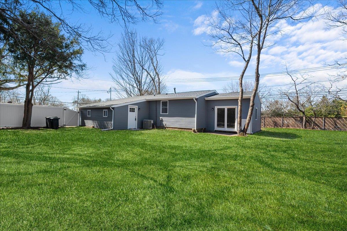 1 Cougar Court, Holtsville, New York image 19