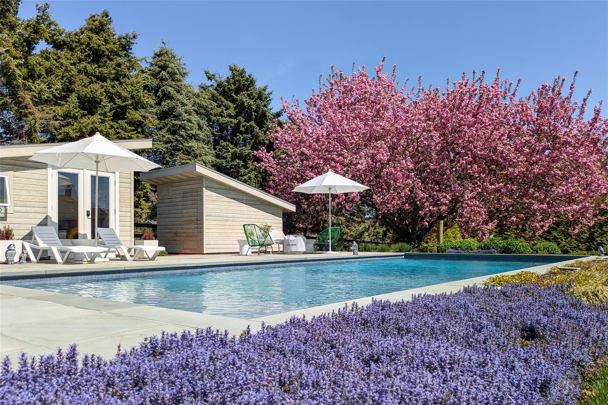 Crown Land Lane, Cutchogue, Hamptons, NY - 4 Bedrooms  
3 Bathrooms - 