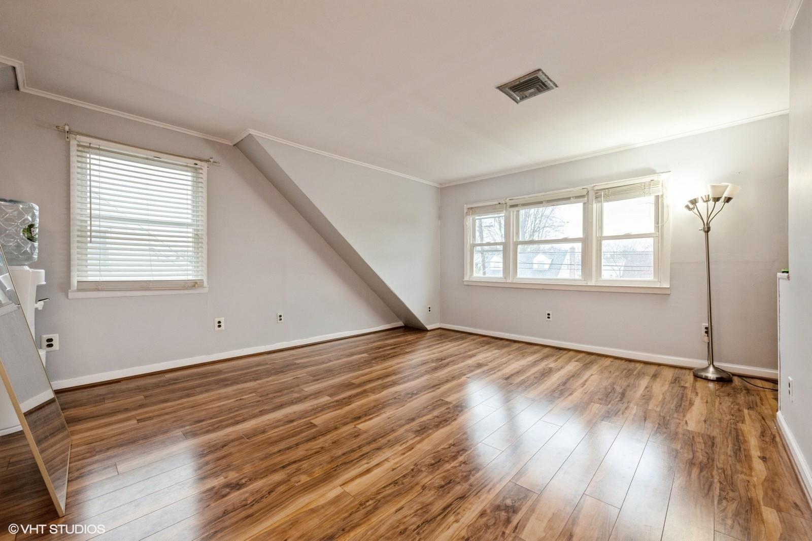 410 17th Street, West Babylon, New York image 21