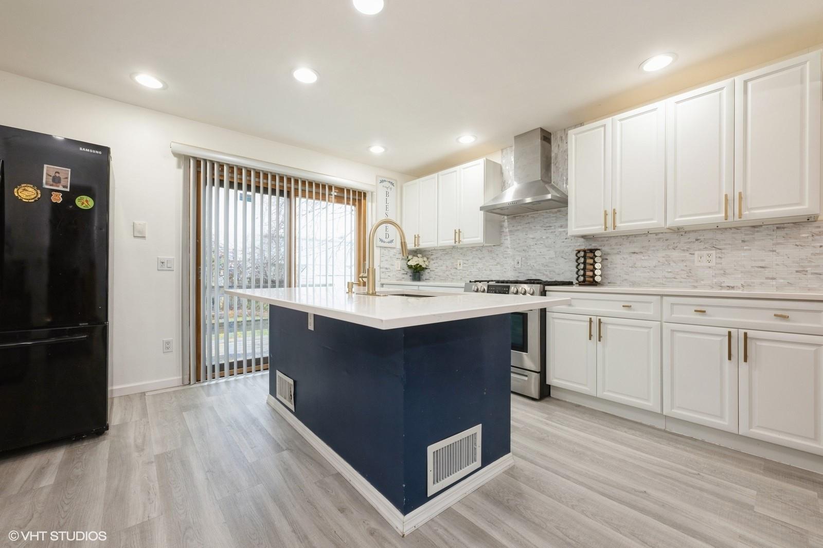 410 17th Street, West Babylon, New York image 7