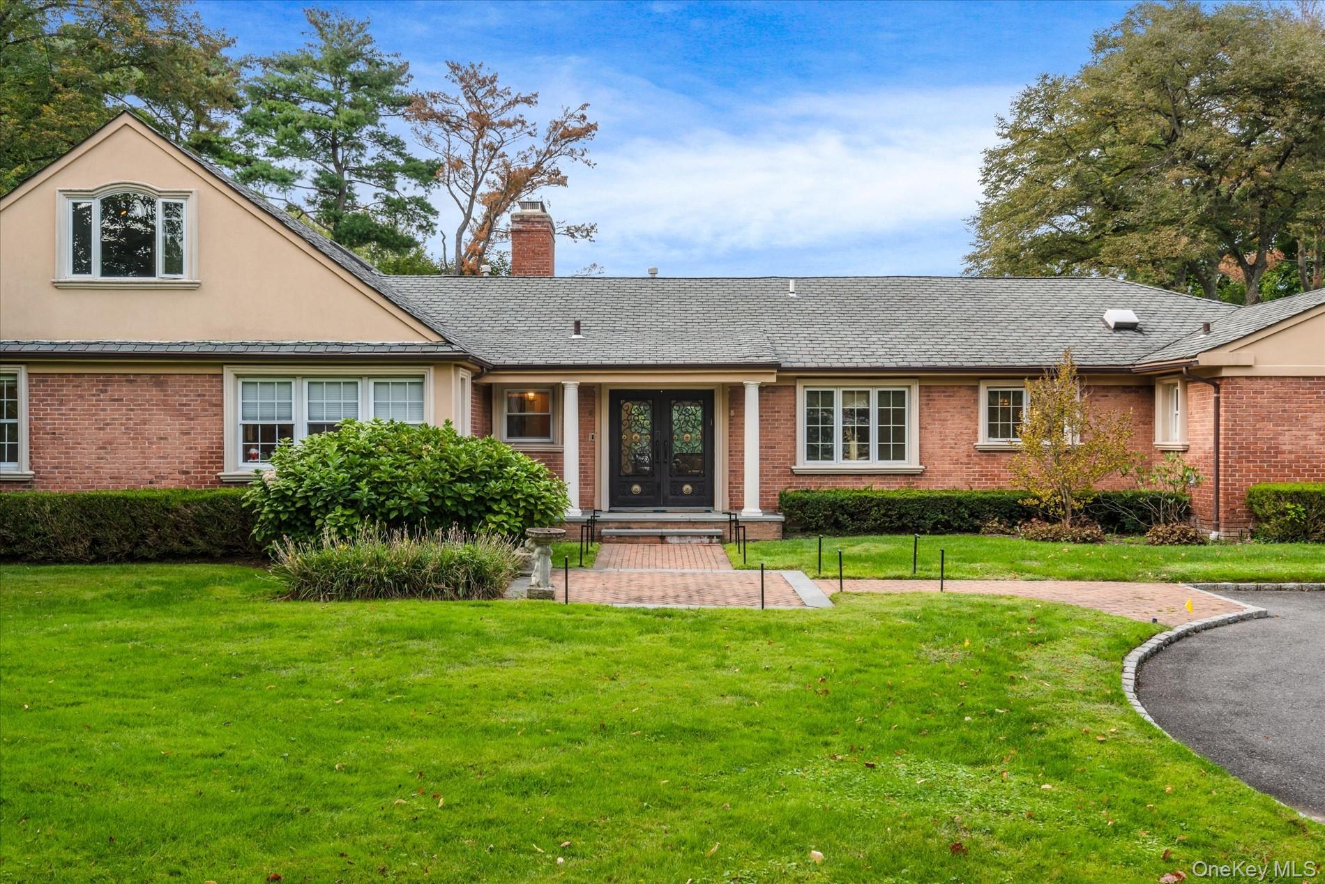 532 E Shore Road