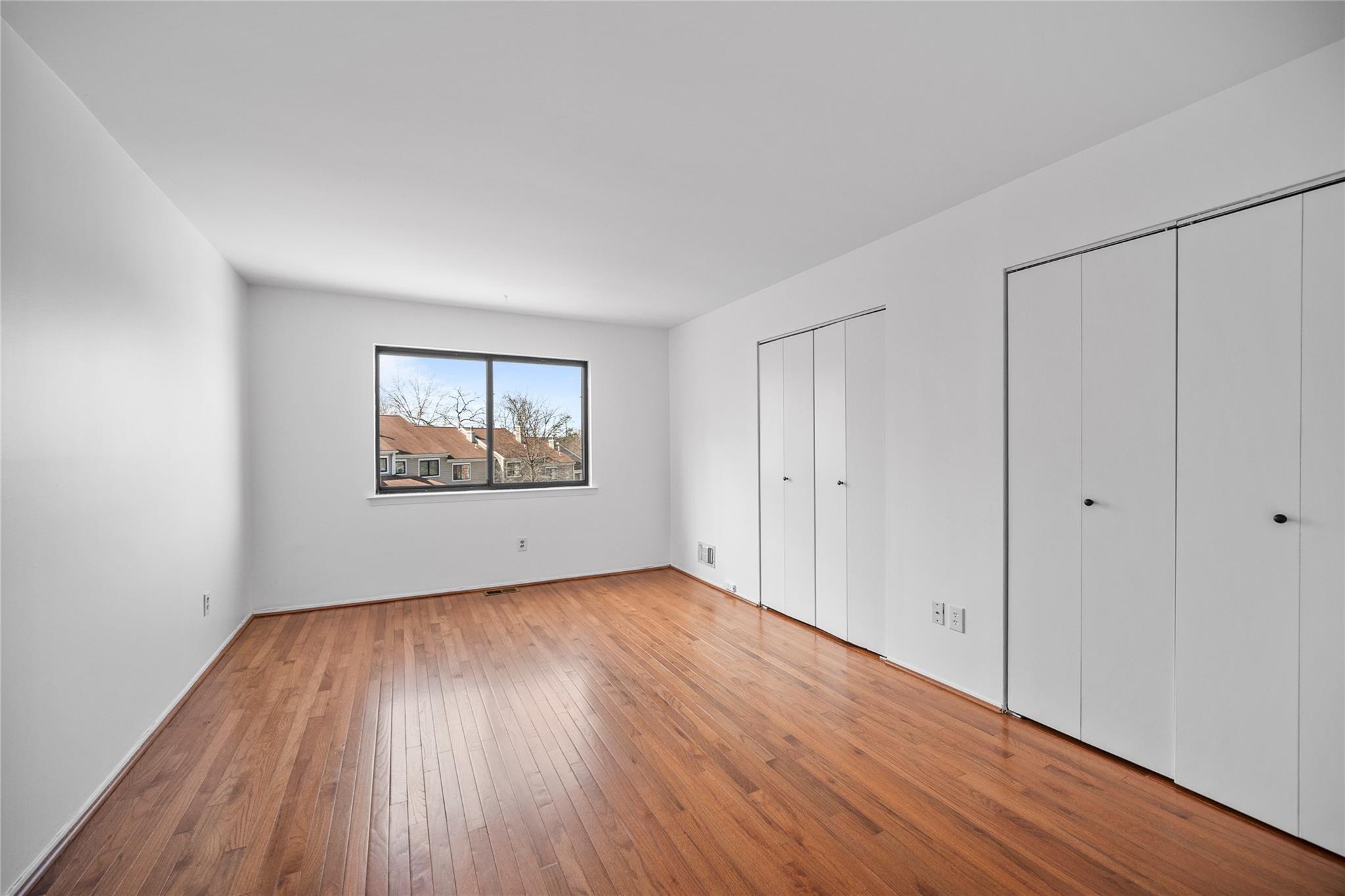 80 Park Drive, Mount Kisco, New York image 9
