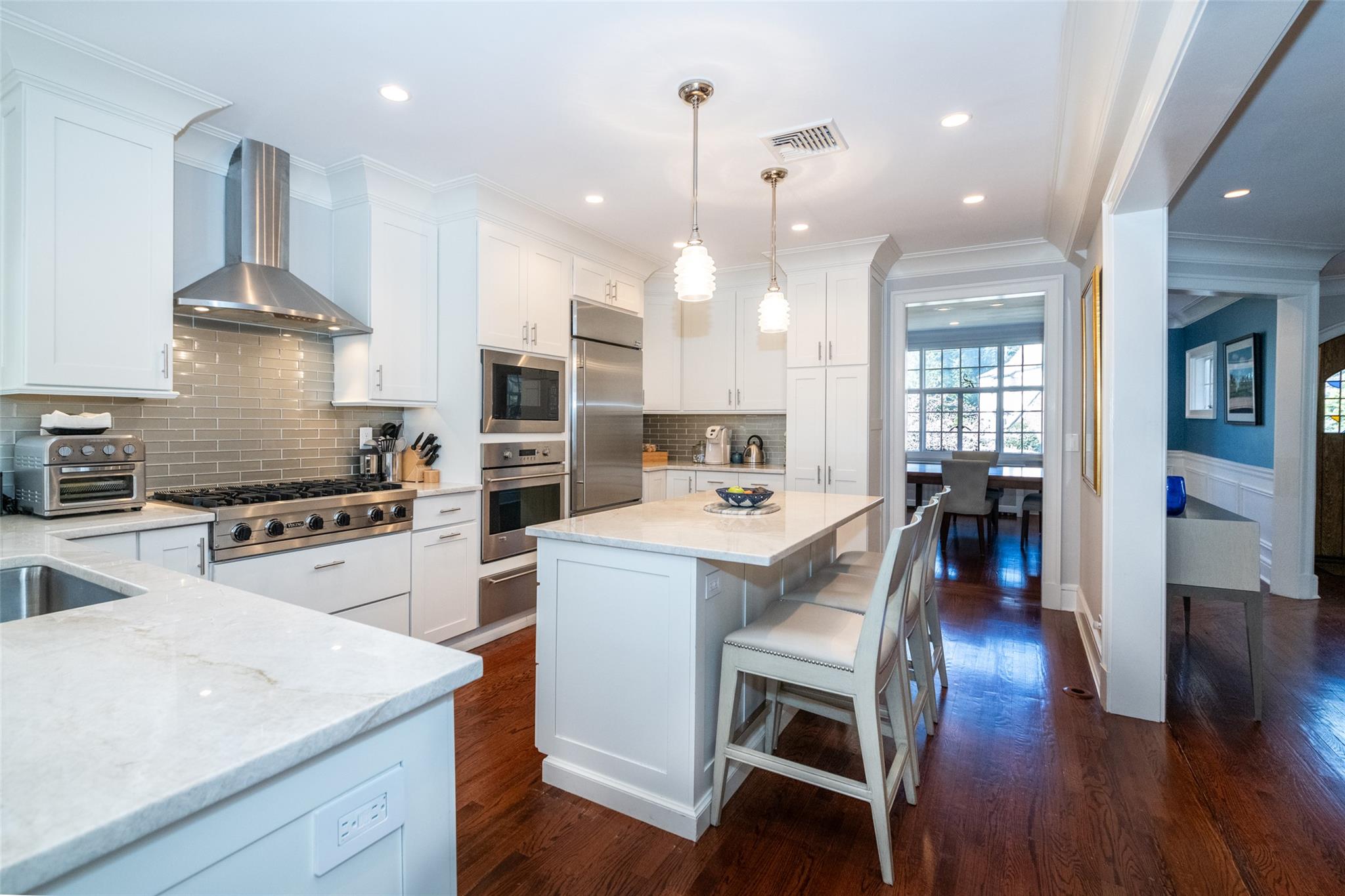11 Knollwood Drive, Larchmont, New York image 16