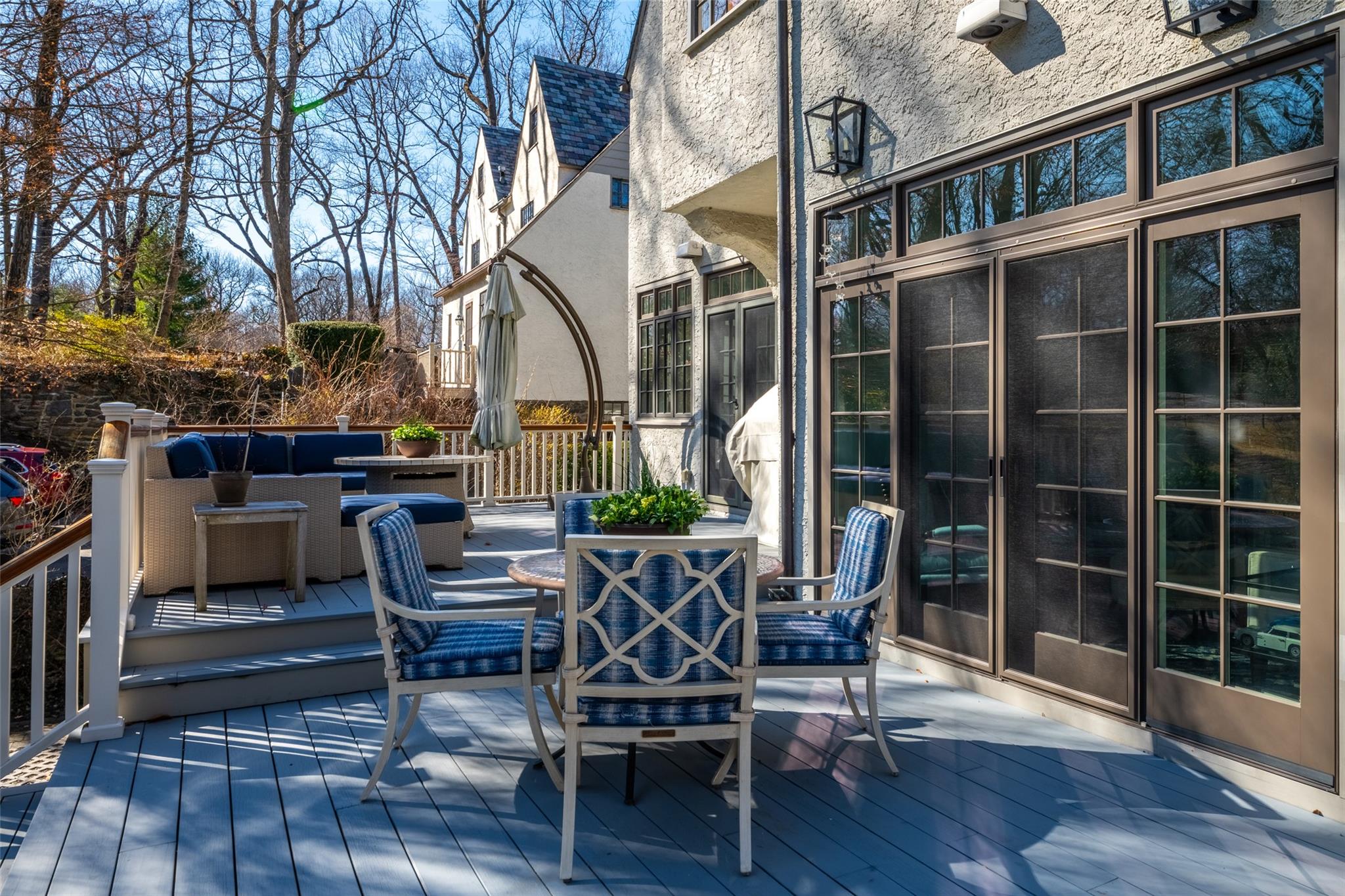 11 Knollwood Drive, Larchmont, New York image 18