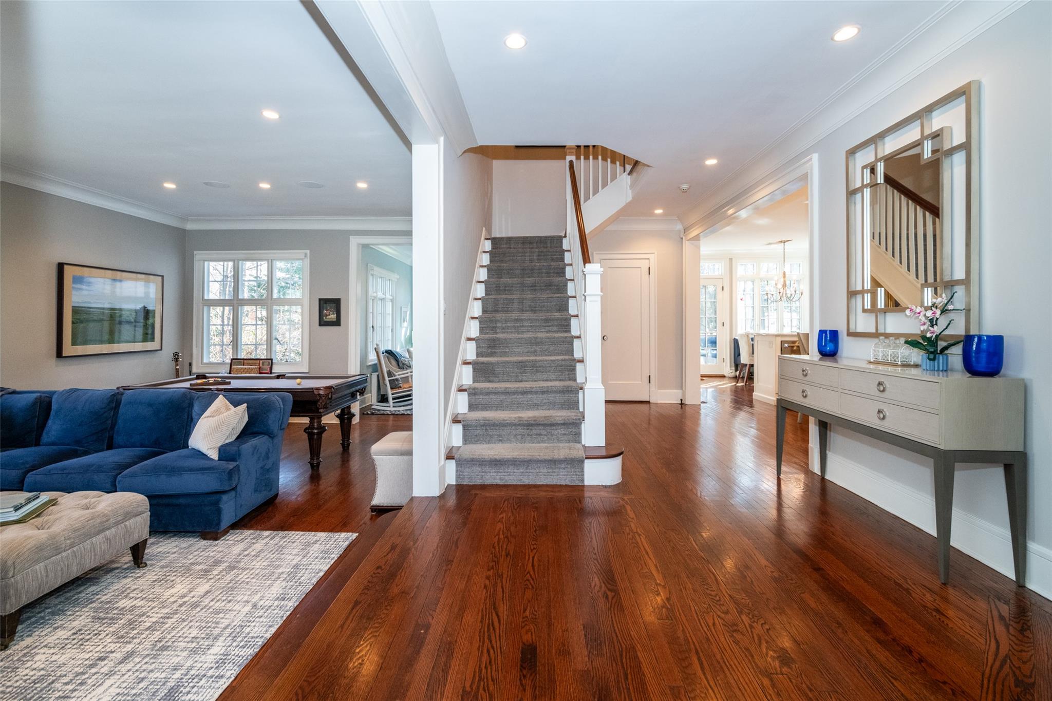 11 Knollwood Drive, Larchmont, New York image 2