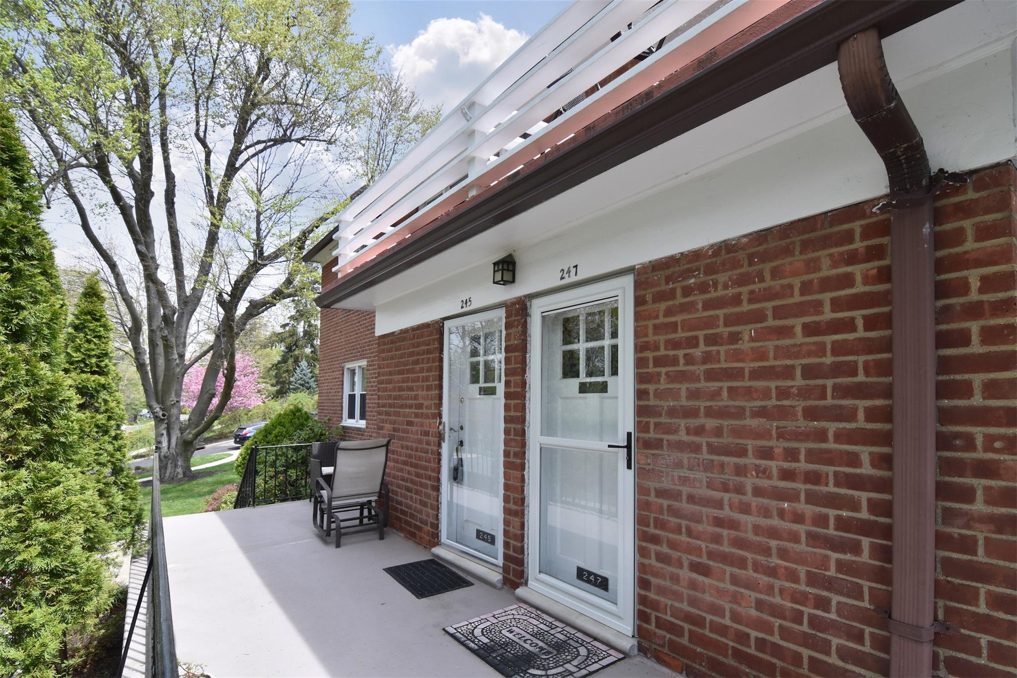 247 S Buckhout St #247, Irvington, New York image 2