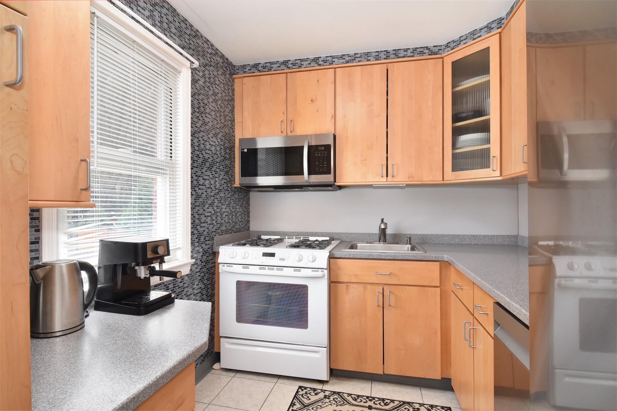 247 S Buckhout St #247, Irvington, New York image 10